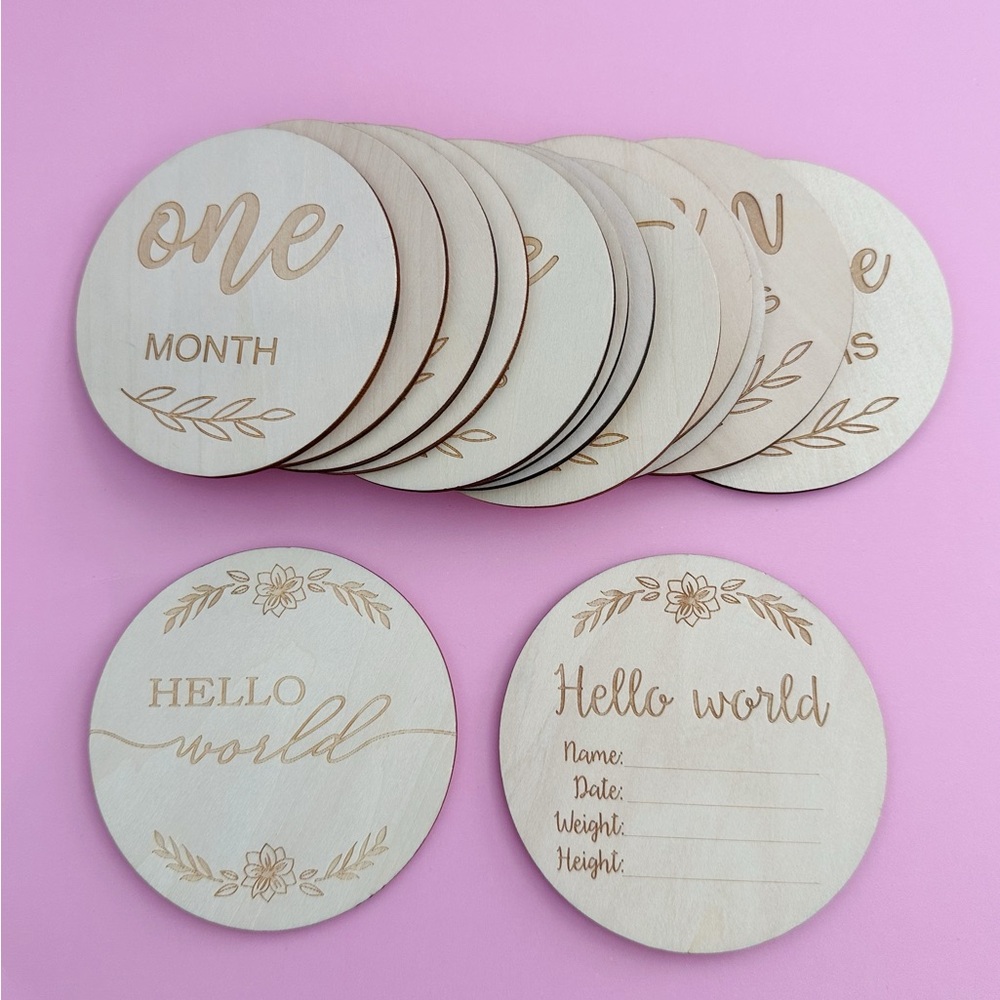 Small Shop Wooden Monthly Milestone Discs